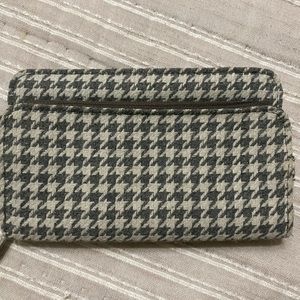 Thirty One Wallet